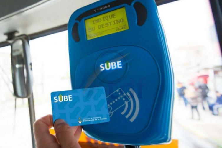 Desde hoy el boleto de colectivos pasó a costar 120 pesos