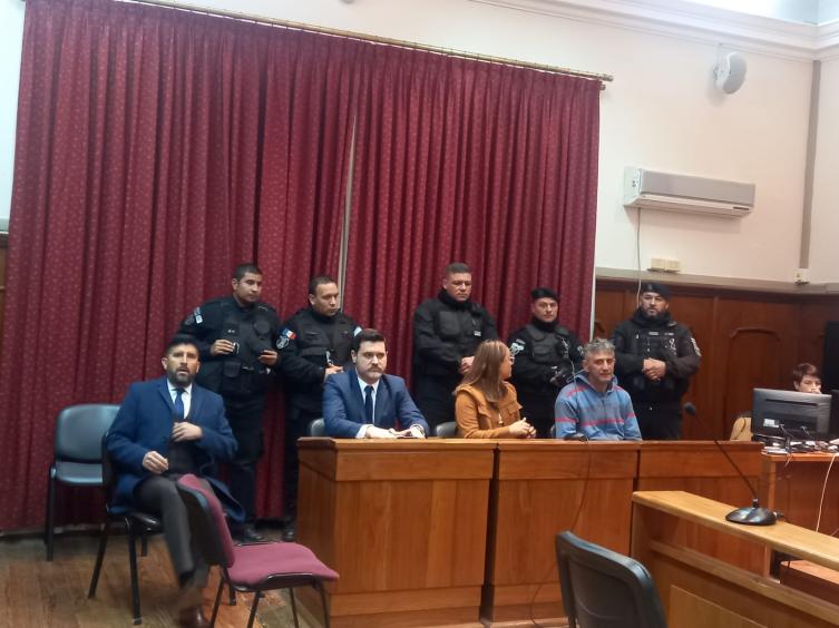 Condenaron a 18 años de cárcel al transportista escolar de Rincón que abuso de su sobrina