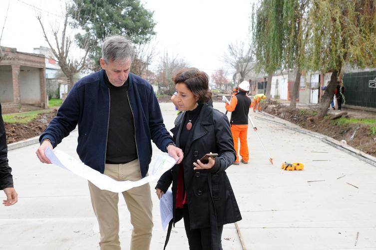 Jatón supervisó las mejoras integrales que conectarán los barrios Peñaloza Norte y Altos de Noguera