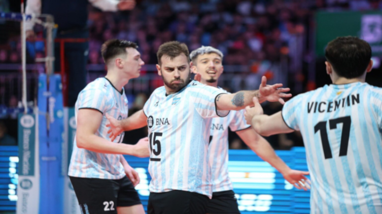 Luciano De Cecco vuelve a la VNL