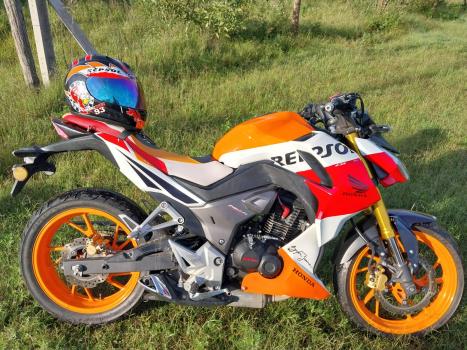 Encontraron la moto robada a un policía frente a la comisaría de barrio El Pozo