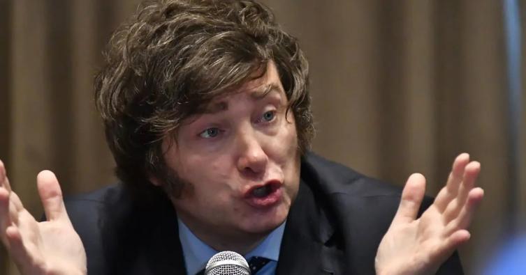 Javier Milei confirmó que “vende” las candidaturas de su espacio