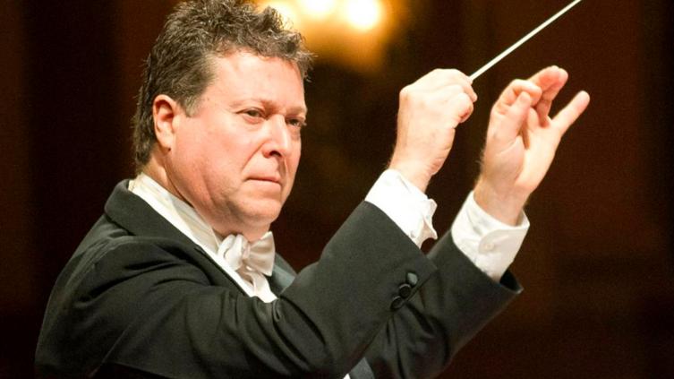 La Sinfónica santafesina vuelve a actuar con la dirección del maestro Carlos Vieu 