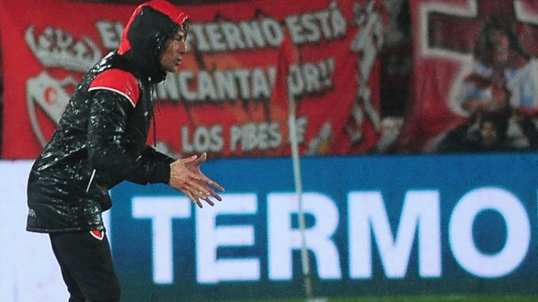 Heinze volvió a hablar del arbitraje