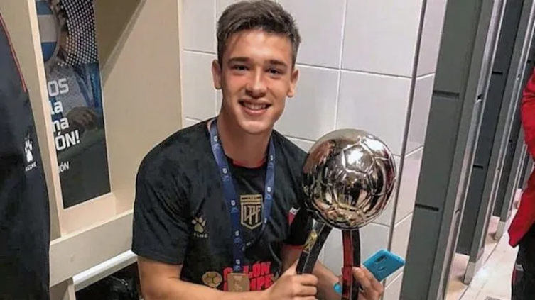 Gozalvez volvería al plantel profesional de Colón