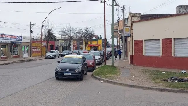 Sufrieron cinco robos en un mes en su casa y ahora hacen guardia: 