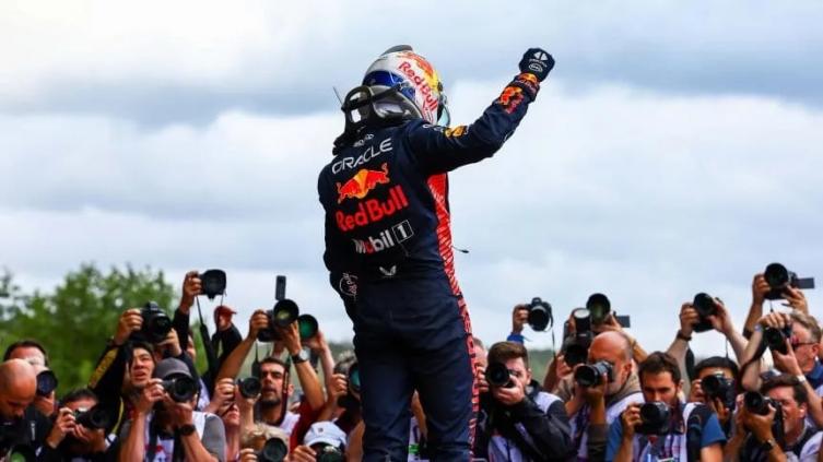 F1: Verstappen consiguió su octava victoria consecutiva en el GP de Bélgica y está a una del récord de Vettel