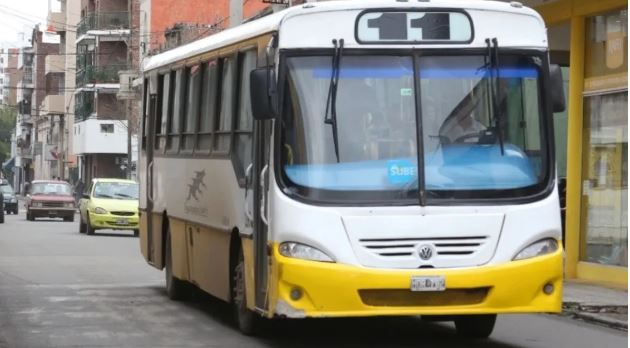 Colectivos: el dinero de Nación no llega y los choferes mantienen el alerta