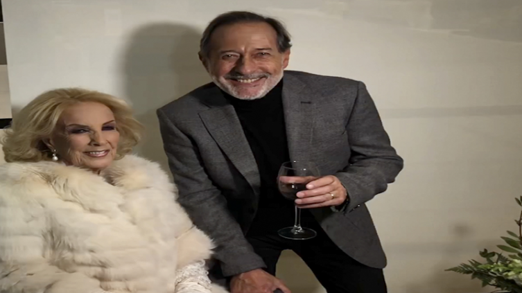 Mirtha Legrand en el homenaje por los 90 años del cine argentino