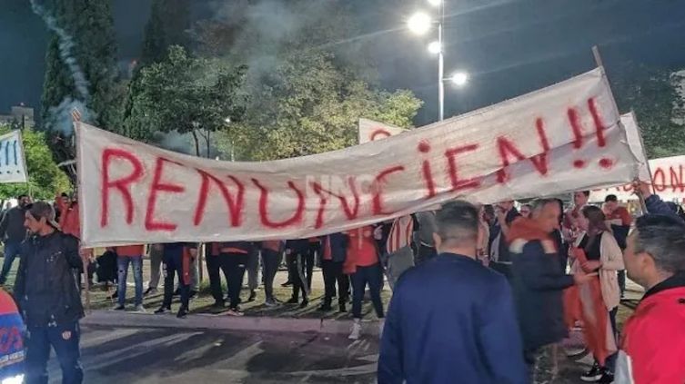 La manifestación de los hinchas de Unión