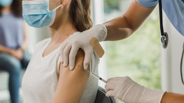 La OMS anunció que vigila una nueva variante de coronavirus