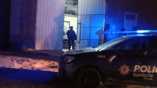 Tres ladrones detenidos por cometer una entradera en el local Carnes de Campo