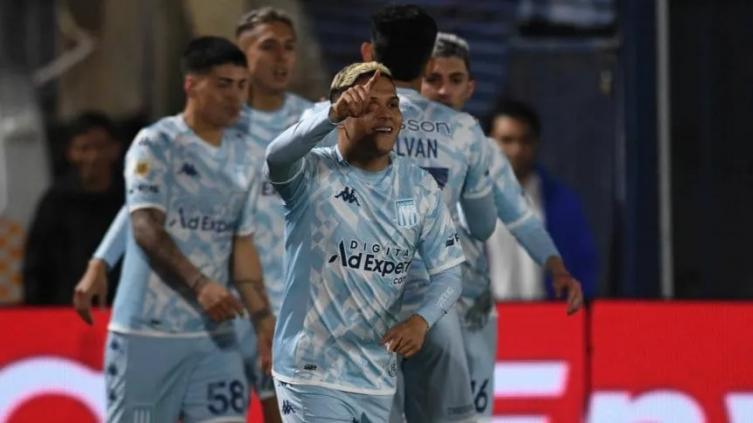 Con la figura de Juan Fernando Quintero, Racing le ganó a Tigre 