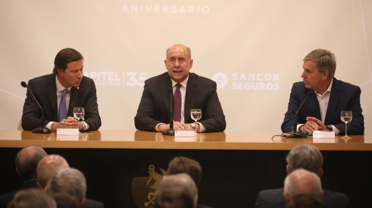 Perotti participó del 139° aniversario de la Bolsa de Comercio 