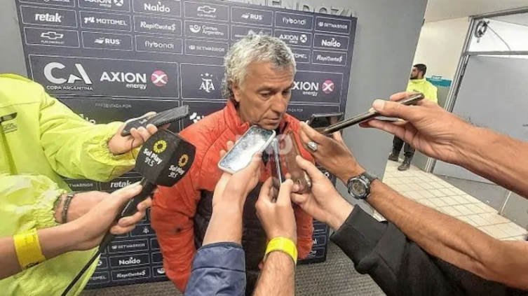 Pipo Gorosito conforme con el juego de Colón