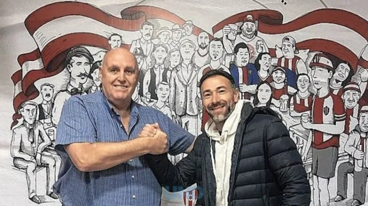 Spahn descarta que Unión se retira del mercado de pases