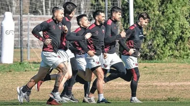 Benítez, Moreyra, Goltz y Batallini con lesiones en Colón