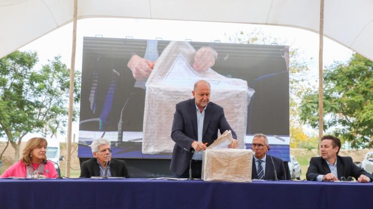 El gobierno provincial adjudicó la construcción de las obras de defensa y nueva costanera