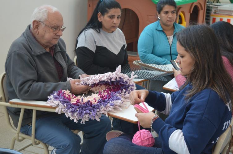 Construcción de vínculos solidarios en los Jardines Municipales a través de la Comisión Social del Afecto