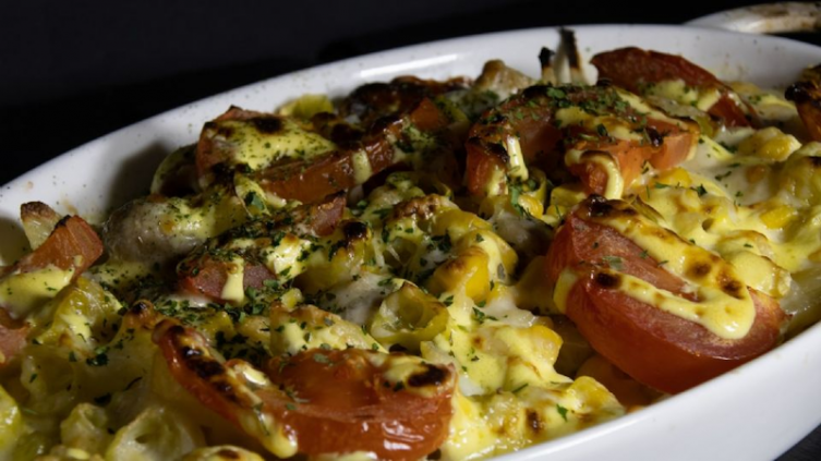 Fideos gratinados a la pizza