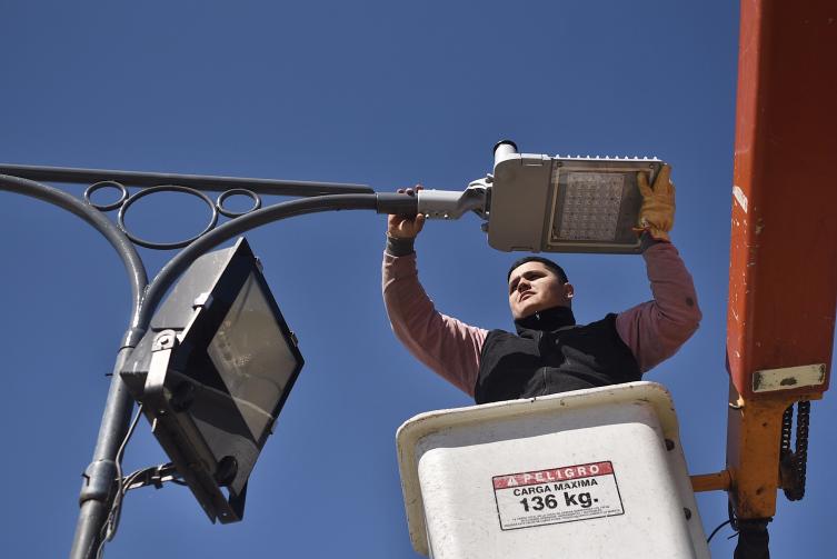 Trabajos de bacheo, iluminación y mantenimiento previstos para este viernes