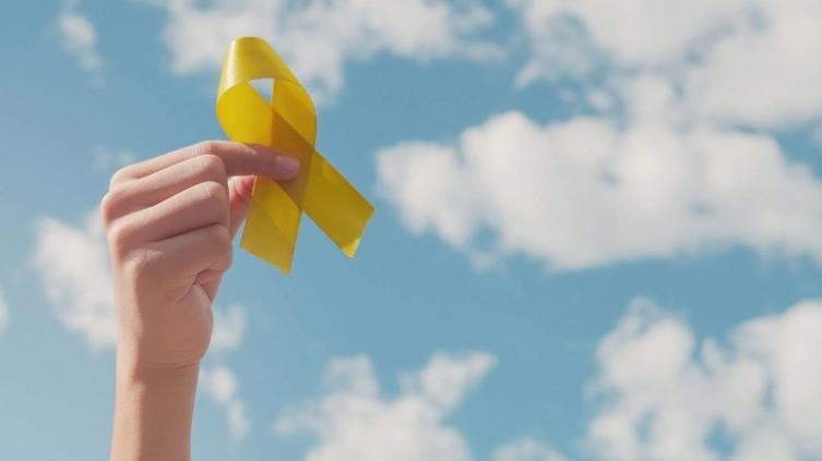 Septiembre es el mes de la prevención del suicidio: ¿por qué se simboliza con el color amarillo?