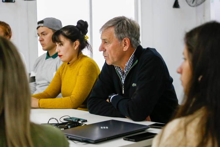 Jatón acompañó a emprendedores en el último taller de Gestión empresarial