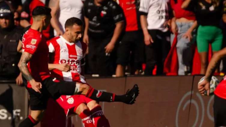 Colón y Unión no se pudieron quebrar en el clásico santafesino y reparten puntos