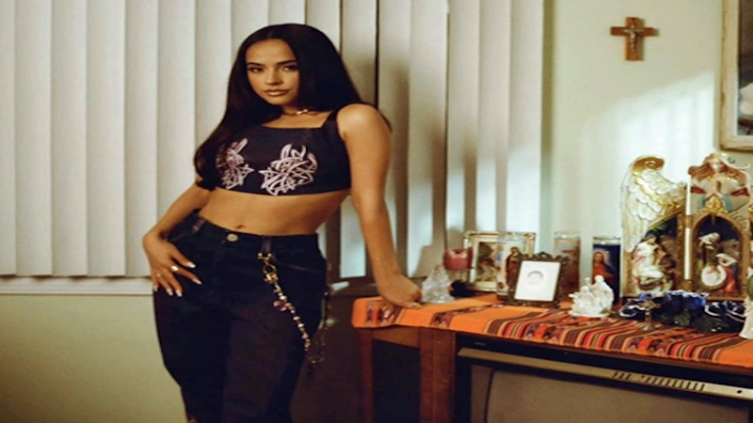 Becky G estrenó 