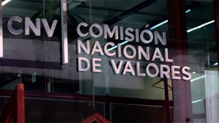Más trabas para operar dólares financieros: ¿Cómo lo compro ahora?