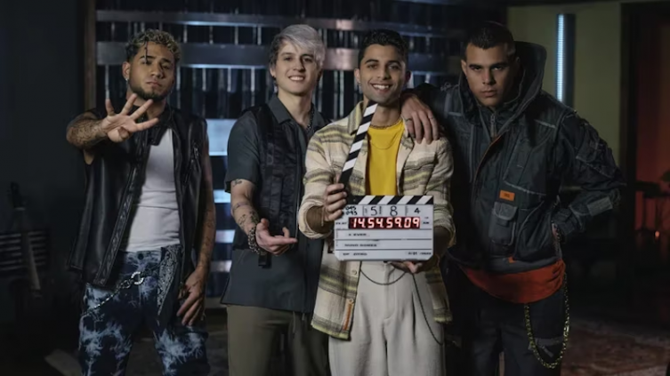 CNCO estrena la serie 4EVER