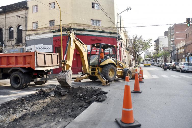 El municipio informó sobre los trabajos de bacheo e iluminación