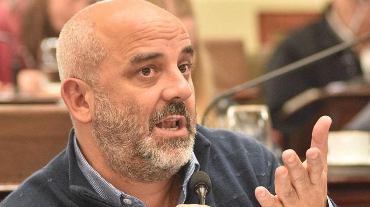Palo Oliver solicitó información acerca del control de la actividad pesquera