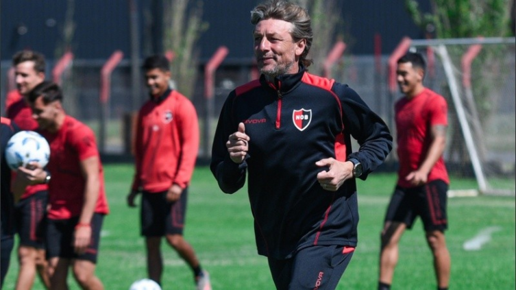 Heinze, cerca de cumplir un año como técnico de Newell's
