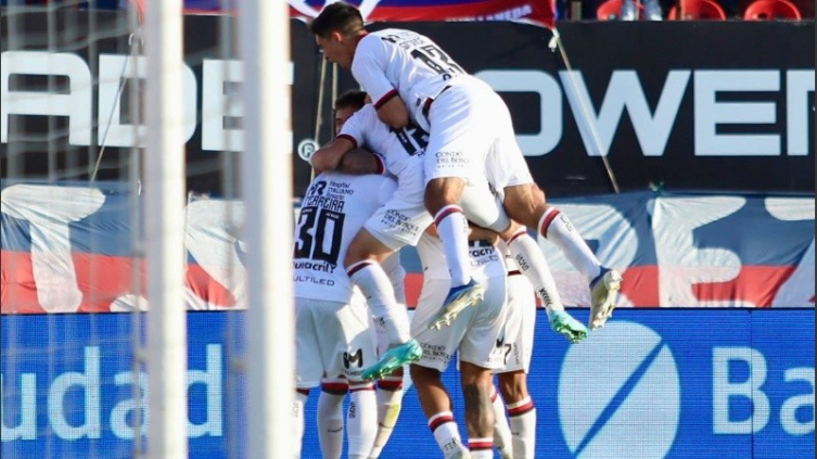 Newell ´s le ganó a Tigre en Victoria