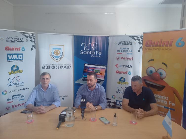 La Provincia acompañó la presentación de la tercera fecha de la Copa de Oro del Turismo Carretera