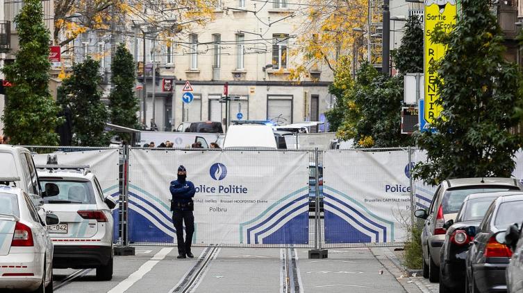 Ministro belga renunció tras no extraditar a tunecino islamista que mató a dos suecos