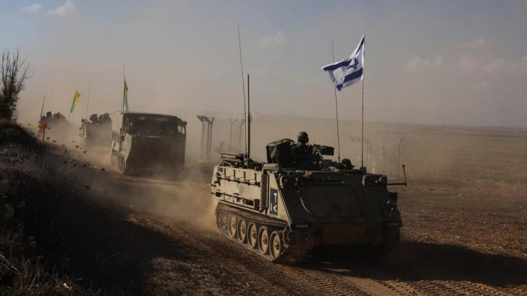 El Ejército israelí realizó una operación nocturna dentro de la Franja de Gaza