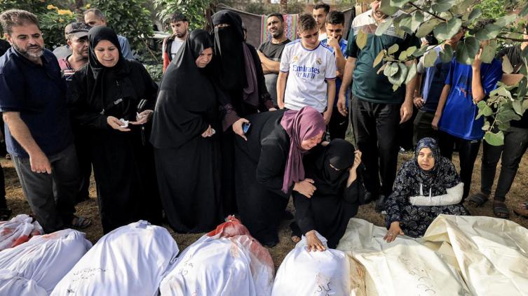 Ya son más de 9.000 los palestinos muertos por los ataques de Israel en Gaza