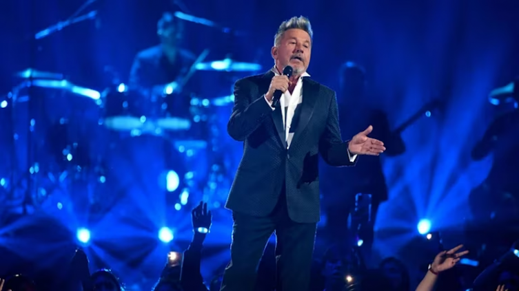 Ricardo Montaner anunció su retiro temporal de los escenarios