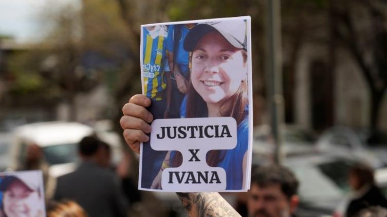 La hermana de Ivana Garcilazo viajó a Bolivia para buscar por su cuenta a Damián Reifenstuel