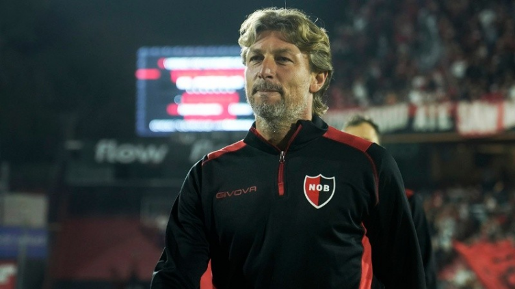 Astore evaluará a fin de año la gestión de Heinze y Guiñazú