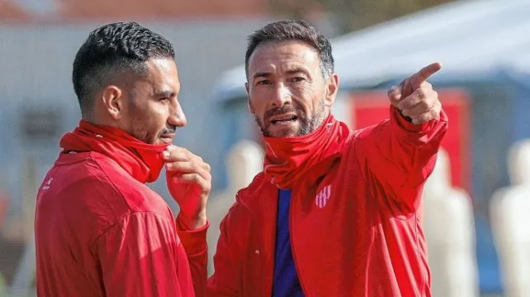 Kily deberá definir el ataque de Unión ante Belgrano 