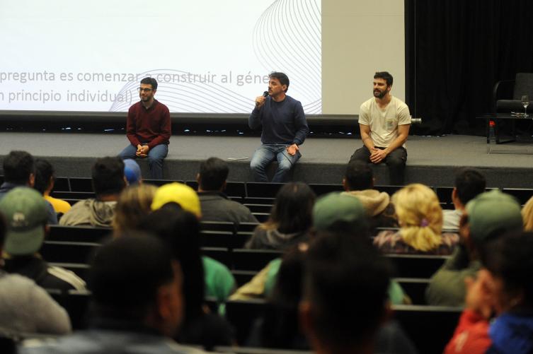 Ley Micaela: ya se capacitaron 1900 trabajadores y trabajadoras municipales