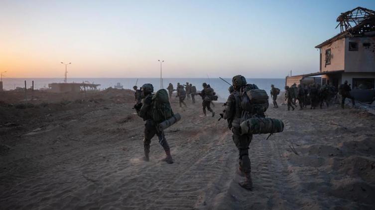 El ejército israelí tomó el puerto de la Franja de Gaza en su ofensiva contra Hamas