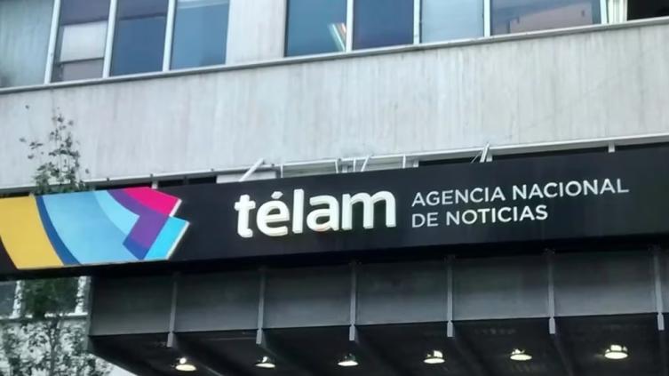 Milei anticipó que privatizará la TV Pública, Radio Nacional y la agencia Télam