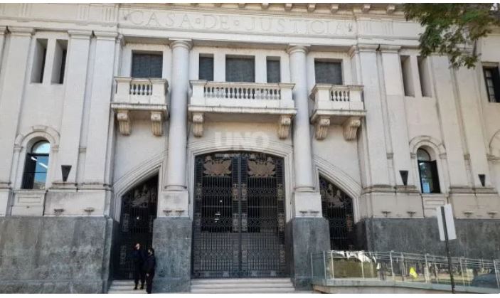 Imputaron a un reconocido artista de la ciudad por abusar sexualmente de su expareja