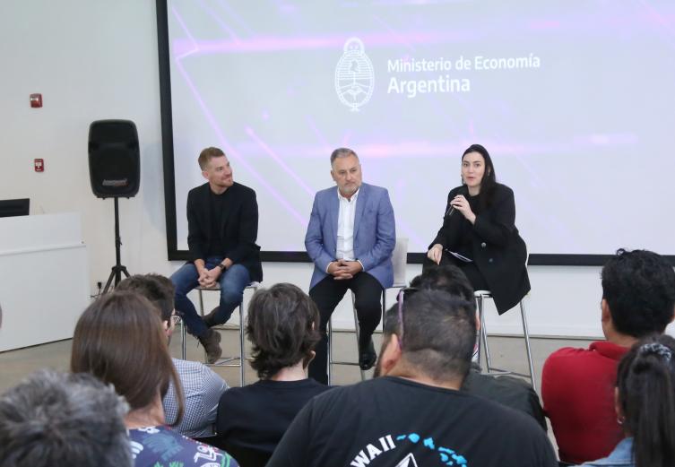 Santa Fe sigue marcando hitos: se incorpora nuevo talento a la Economía del Conocimiento
