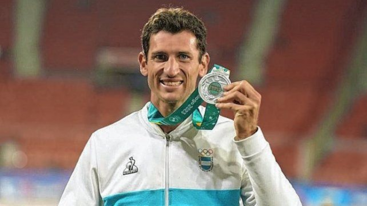 Germán Chiaraviglio es reconocido como el mejor atleta masculino