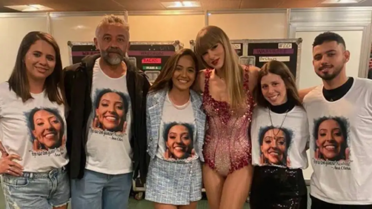 Taylor Swift se reunió con la familia su fan fallecida en Brasil